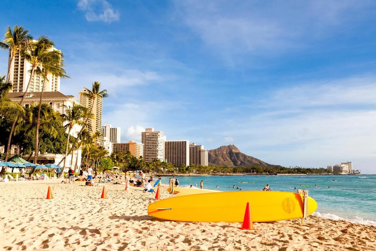 Stylish Studio With Great Ocean Views & Near Beach! Apartment Honolulu