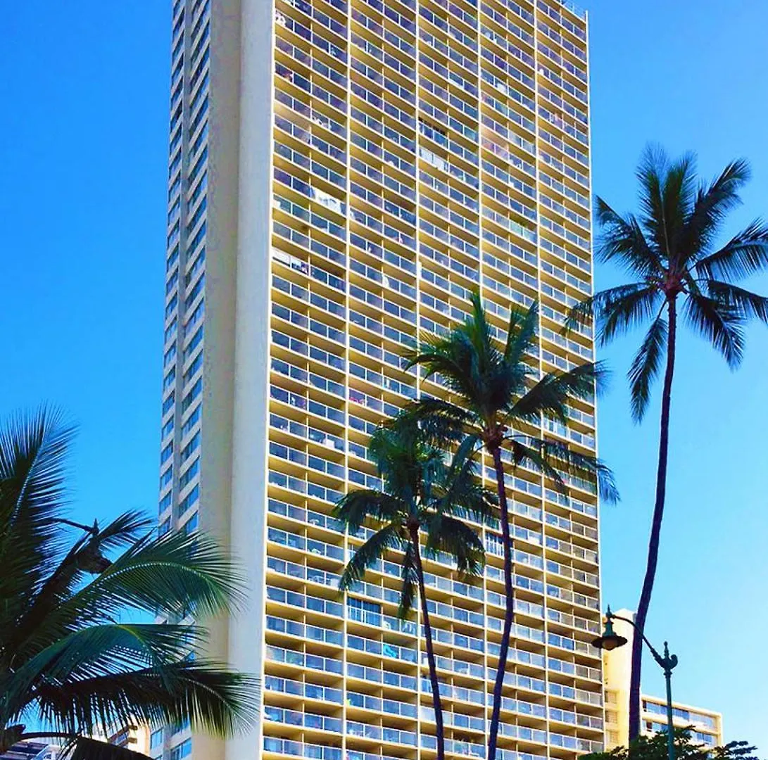Stylish Studio With Great Ocean Views & Near Beach! Apartment Honolulu